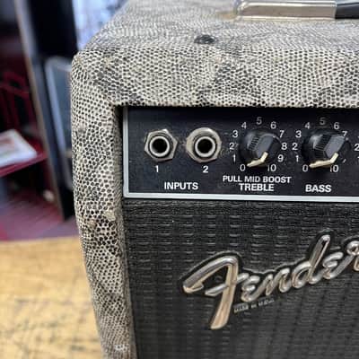 Vintage Fender Champ 12 Tube Guitar Amp Amplifier 1980's Snakeskin Just Serviced image 2