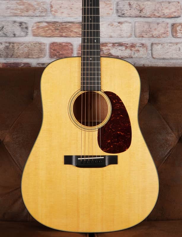 Martin D-18 image 1