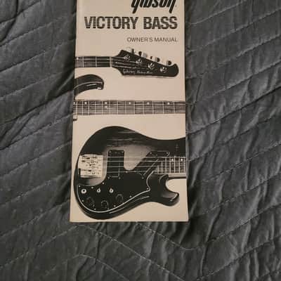 Gibson Victory Standard Bass 1981 - Candy Apple Red with OHSC image 9