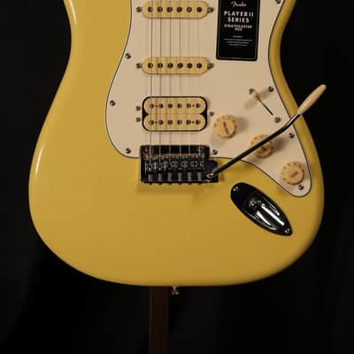 Fender Player II Stratocaster HSS 2024 - Present - Hialeah Yellow image 2