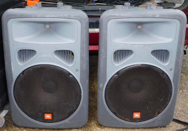 JBL EON15 passive speakers for monitor main etc. image 1