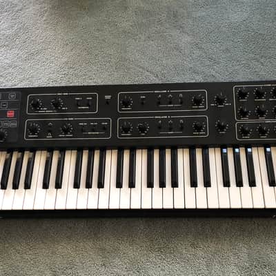 Sequential Prophet 600 61-Key 6-Voice Polyphonic Synthesizer 1982 - 1985 - Black with Wood Sides image 5