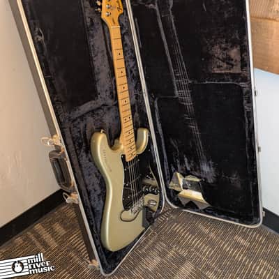 Fender Stratocaster 25th Anniversary – Used – Silver – with Roland GK-2 Pickup and Hardshell Case image 9
