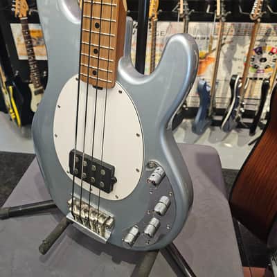 Sterling Sting Ray 34 2020s - Firemist Silver 🔥 image 3