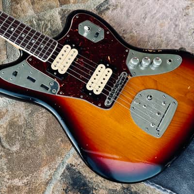 Fender Kurt Cobain Road Worn Jaguar 2012 - 2015 - 3-Color Sunburst image 2