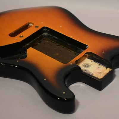 1994 Fender USA 40th Anniversary American Standard Stratocaster Body Sunburst image 6