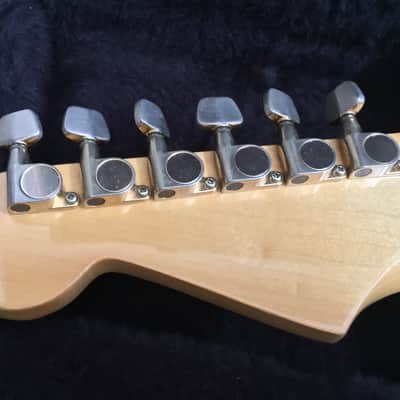 1981 Kramer Pacer Guitar Tobacco Burst "Strat Head" in excellent condition with OHSC image 10