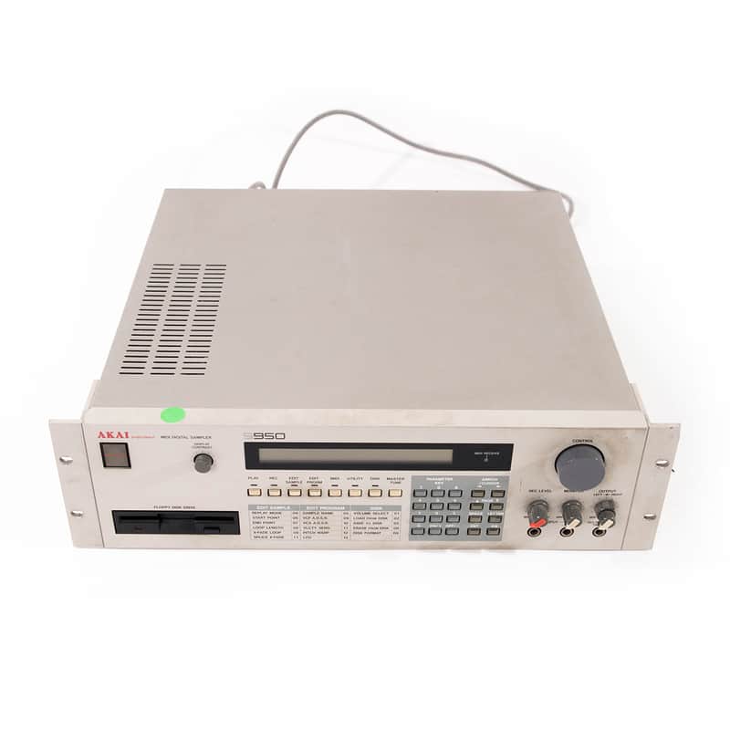 AKAI S950 サンプラー Akai S-950 Sampler | Reverb