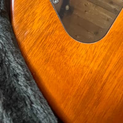 Gibson Les Paul Classic 2019 - Honeyburst image 3