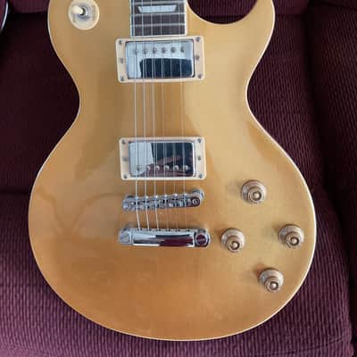 Austin Les Paul copy Gold top with hard shell case image 3