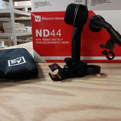 Electro-Voice ND44 Cardioid Dynamic Microphone with Pivoting Head and Drum Rim Clamp - Black image 1