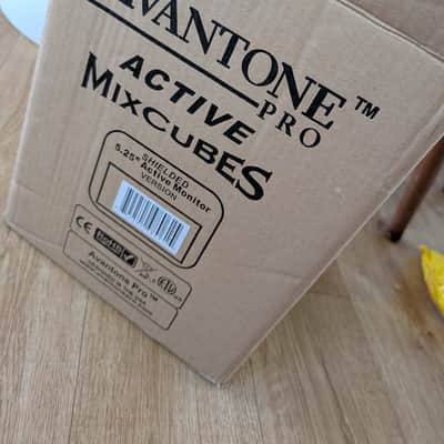 Avantone Pro Active MixCubes (Pair) 2011 - Present - Black image 3