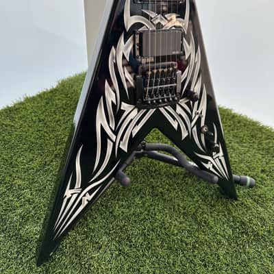 B.C. Rich Kerry King Signature KKV Tribal Flying V 2000er - Black image 7