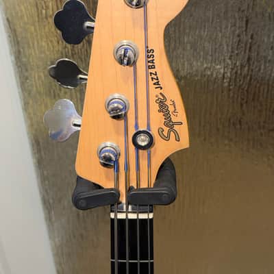 Squier Vintage Modified Jazz Bass Fretless 2007 - 2018 - 3-Color Sunburst image 3