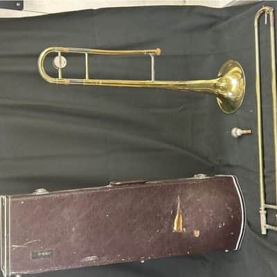 Yamaha YSL-354 Trombone w/ Yamaha Case. Japan. Good playing condition image 16