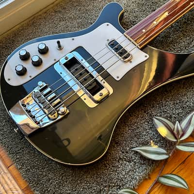 1981 Rickenbacker 4001 Fretless Left Handed Jetglo Electric Bass w/ OHSC image 2