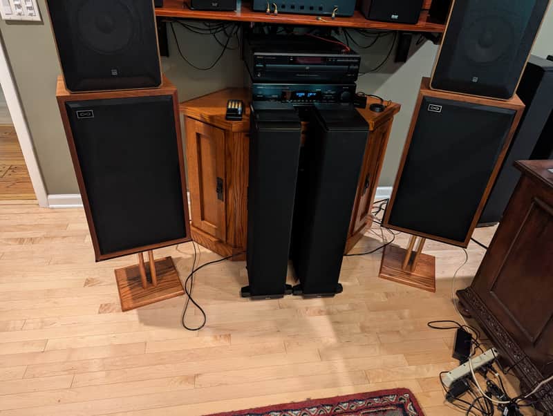 Restored Infinity 1001A speakers in excellent condition - 1980's image 1