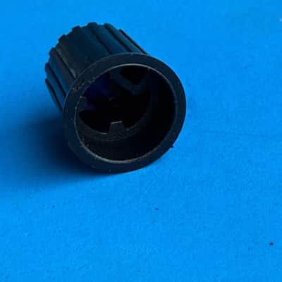 ALESIS MultiMix 4 Mixer Part: Large Knob Cover Cap BLUE [2PCS] image 2
