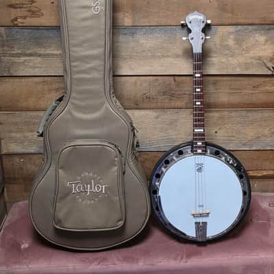 Pre-owned Deering Goodtime Tenor Banjo 17 Fret w/pickup & bag image 18