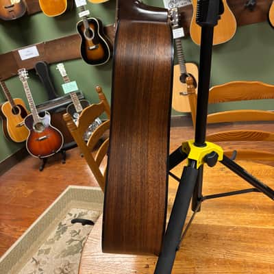 1995 Martin D-16TR Natural image 9