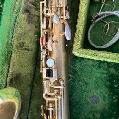 Buescher True Tone Alto Saxophone 1924 - Gold image 8