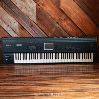 Korg Triton Extreme 88-Key 120-Voice Polyphonic Workstation