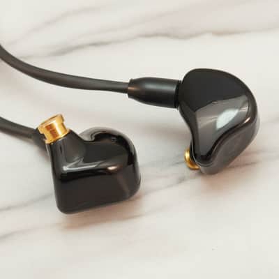 FCS-H3 Triple Driver Hybrid / In-Ear Monitor Earphones  / Black image 3