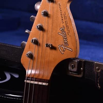 Fender stratocaster 1966 olympic white old refin image 12