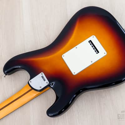 2024 Fender American Ultra Stratocaster Ultraburst, Near-Mint w/ Case, Hangtags image 15