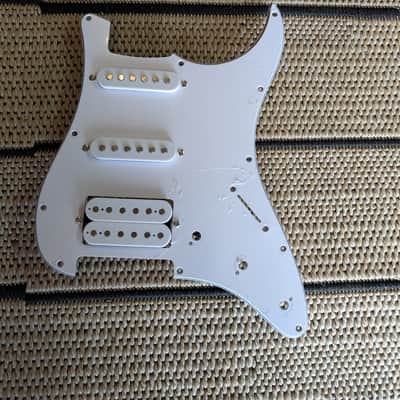 HSS STRAT PICKGUARD  PICKUPS - White image 1