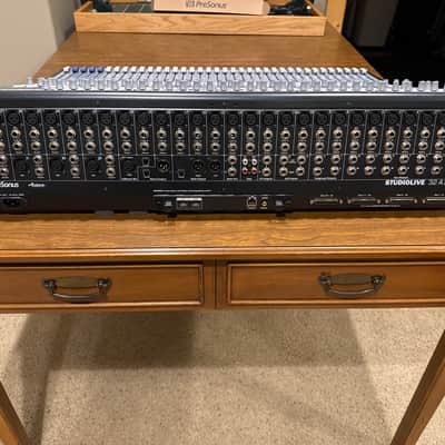 PreSonus StudioLive 32.4.2 AI Mixer image 3