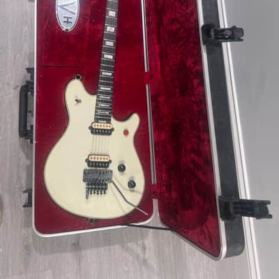 EVH MIJ Series EVH Signature Wolfgang 2023 - Present - Ivory image 5