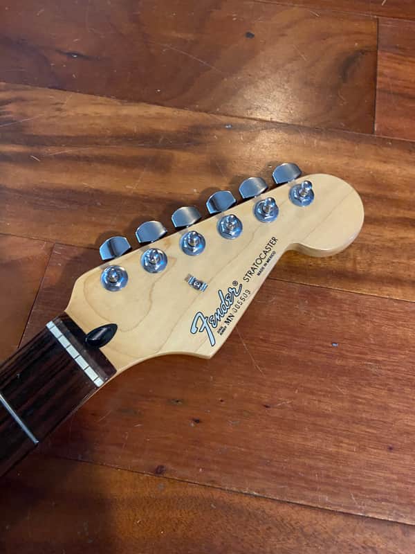 Fender Standard Stratocaster