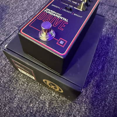 Walrus Audio Fundamental Drive Overdrive Effect Pedal image 1