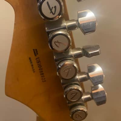 American fender deluxe Stratocaster with Rosewood Fretboard 2010 Olympic Pearl image 4