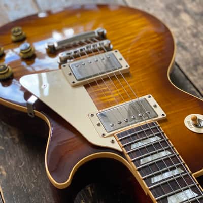 Gibson Les Paul Standard 2005 Beautiful Honeyburst Flametop Non Chambered w/ OHSC image 4