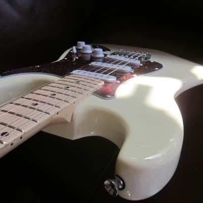 Nashville Guitar Works Double Cutaway Electric Guitar Ivory w/ Tortoise Pickguard NGW-135IV - Ivory image 3