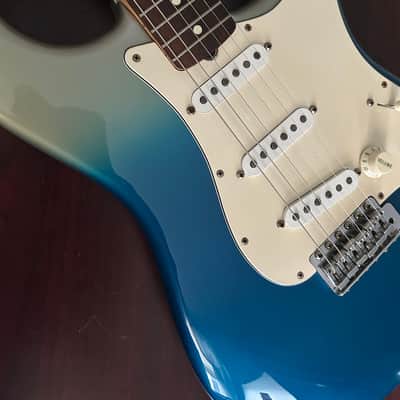 1983 Fender "Dan Smith" Stratocaster with Rosewood Fretboard - Blue Stratoburst image 1