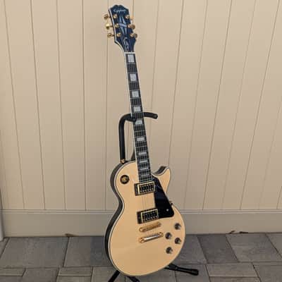 Epiphone Les Paul Custom Blackback Limited-Edition Electric Guitar Antique Ivory image 2