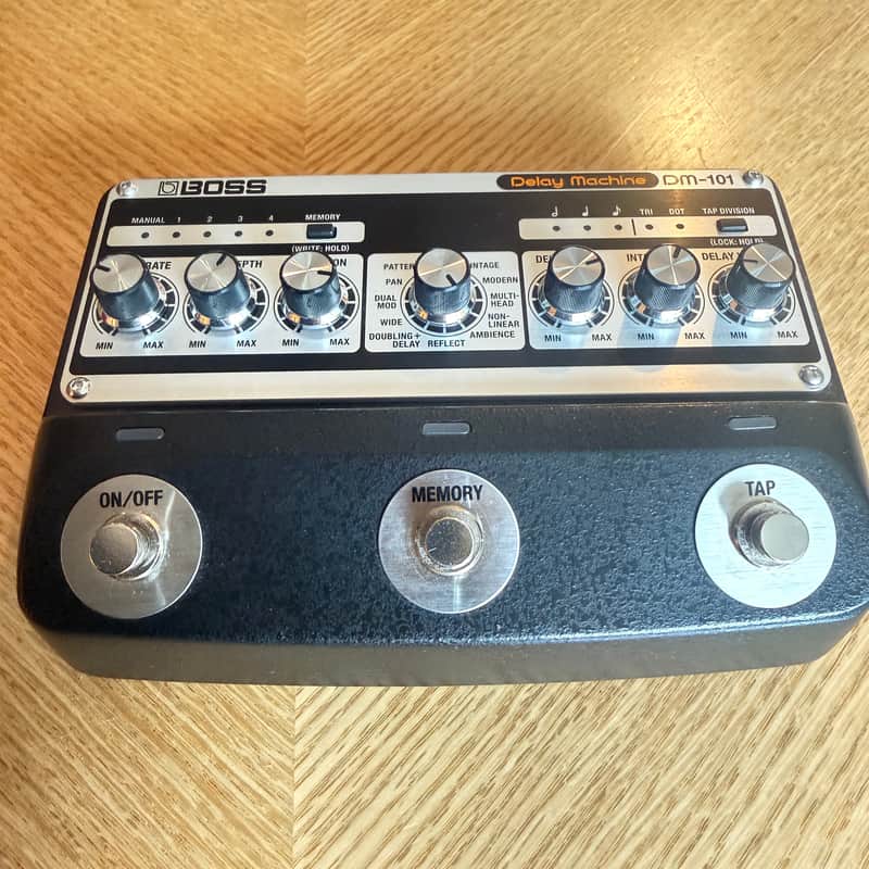 Boss DM-101 Delay Machine