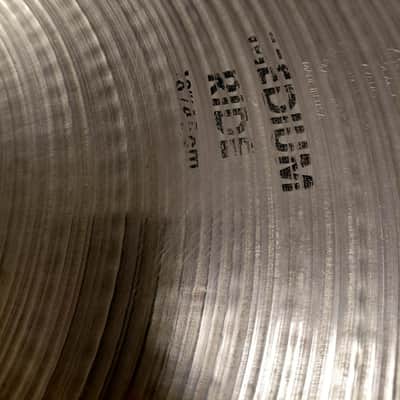 Zildjian 18"Medium Ride Cymbal image 2