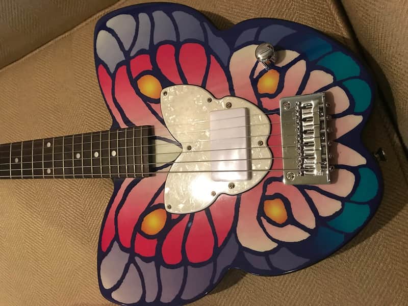 Daisy Rock Butterfly Guitar | TikTok DAISY ROCK 蝶 バタフライ