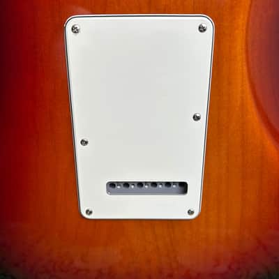 Fender American Performer Stratocaster HSS 3-Tone Sunburst 2021 image 14