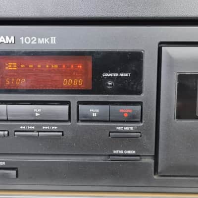TASCAM 102 MKII Cassette Deck In Flightcase Black image 2