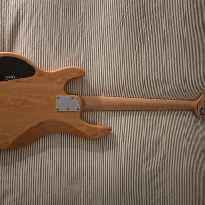 Sterling Stingray Joe Dart III signature 2025 - Natural image 3