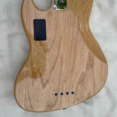 Sire V7 Vintage with Fender Custom Shop Custom 60s Pickups Swamp Ash Natural image 8