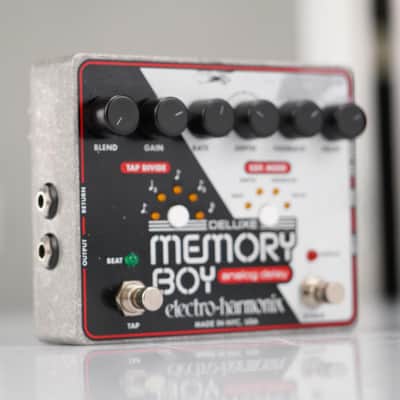 Electro-Harmonix Deluxe Memory Boy Delay Effects Pedal Owned by Maroon 5 #57703 image 10