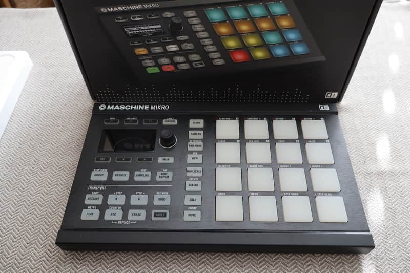 Native Instruments Maschine Mikro MKII 2010s - Black image 1