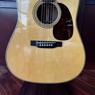Martin  HD-28V Custom Shop 2021 - Adirondack/Premium Guatemalan image 6