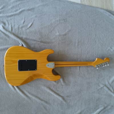 Fender Stratocaster with Maple Fretboard 1979 - Natural image 5